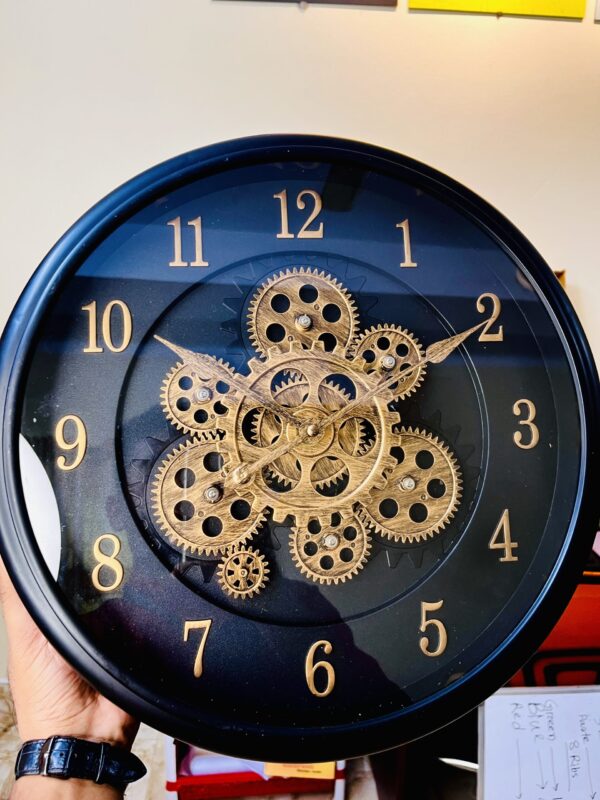 Premium Mechanical Wall Clock - Image 2