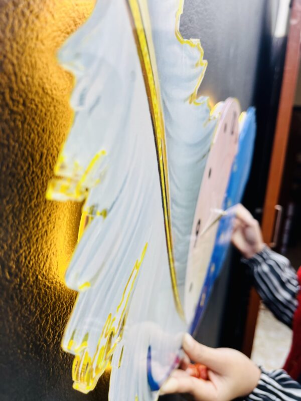 পাখির পালকের ঘড়ি -Premium Bird Feather Clock - Image 4